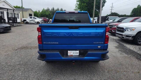 2022 Chevrolet Silverado 1500 Custom