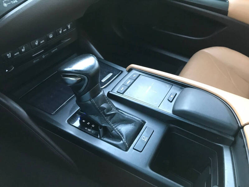 2019 Lexus ES 350 Luxury