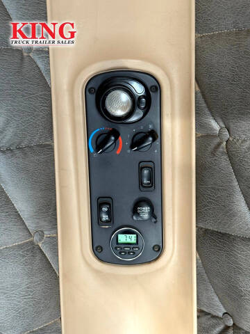 2019 Freightliner Coronado 122 SD