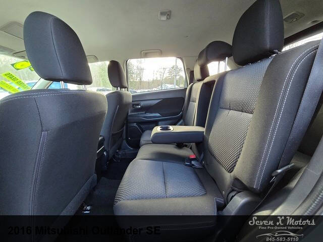 2016 Mitsubishi Outlander SE