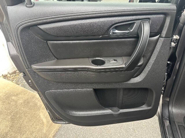 2016 GMC Acadia SLE-2