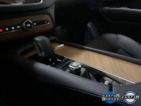 2025 Volvo XC90 B6 Plus Bright Theme 7P