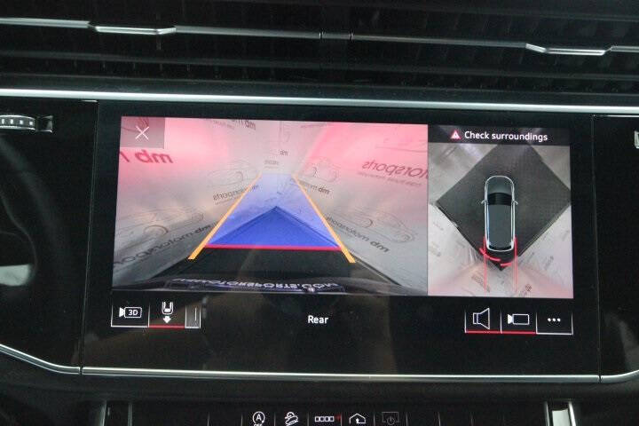 2022 Audi Q7 quattro Premium Plus 45 TFSI