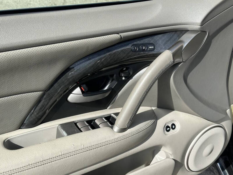 2010 Acura RL