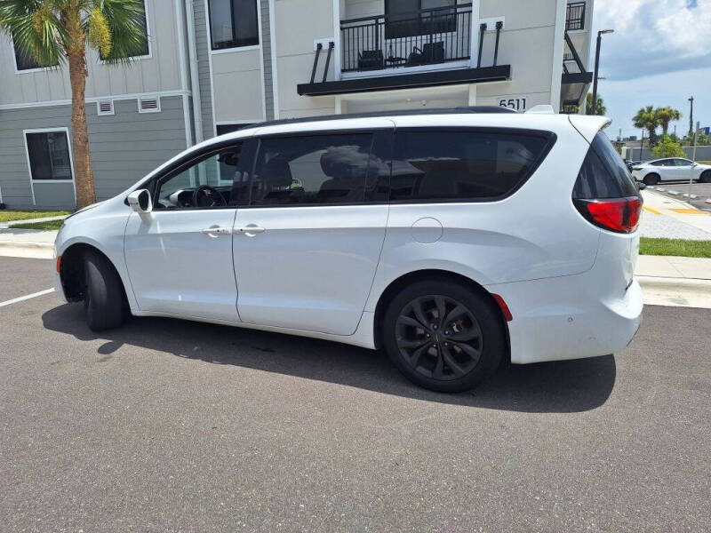 2020 Chrysler Pacifica Limited