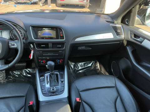 2011 Audi Q5 3.2 quattro Premium Plus