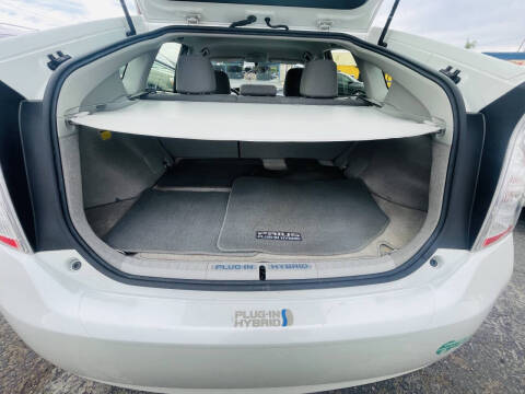 2015 Toyota Prius Plug-in Hybrid Advanced
