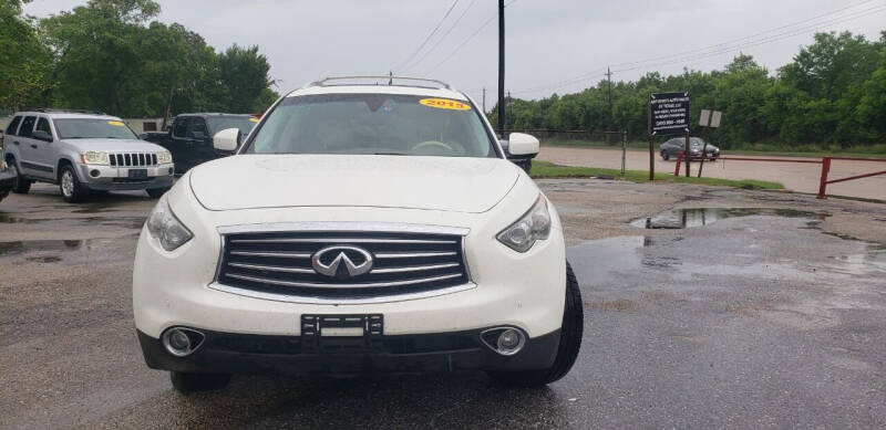 2015 Infiniti QX70 for sale at Anthony's Auto Sales of Texas, LLC in La Porte TX