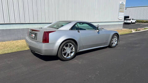 2005 Cadillac XLR