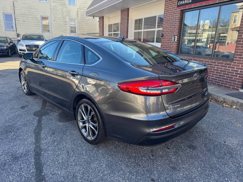 2019 Ford Fusion SEL