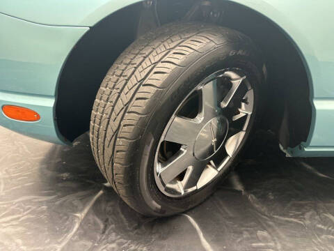 2002 Ford Thunderbird Deluxe
