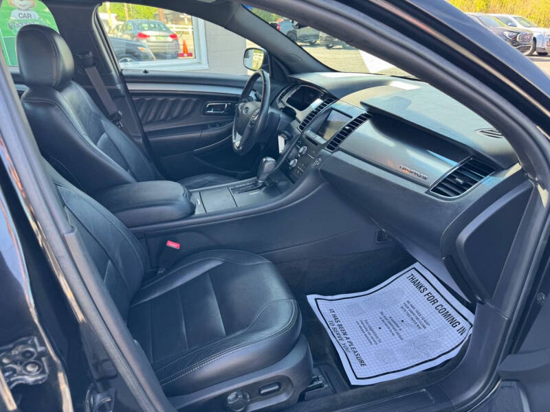 2014 Ford Taurus SEL
