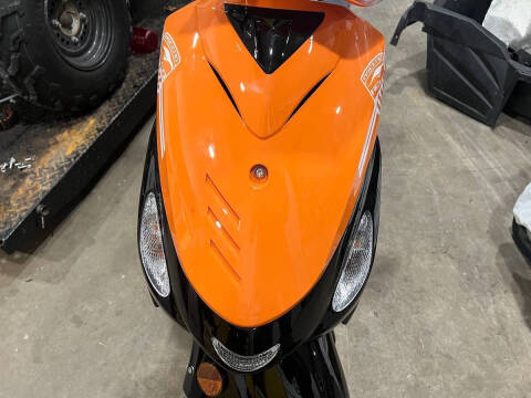 2025 Icebear R2