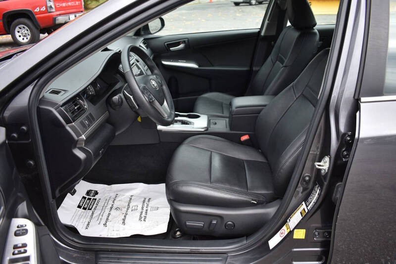 2014 Toyota Camry SE