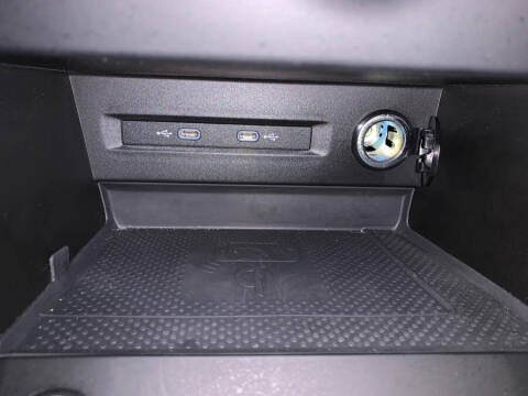 2022 Volkswagen Taos SE 4Motion