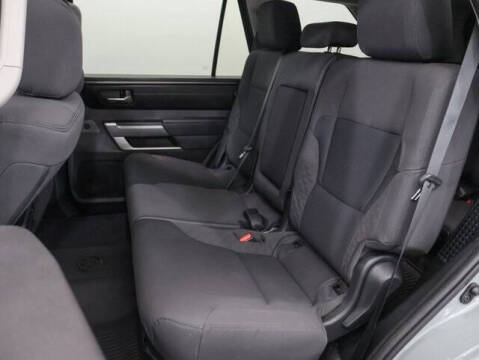 2024 Toyota Sequoia SR5