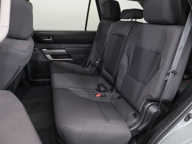 2024 Toyota Sequoia SR5