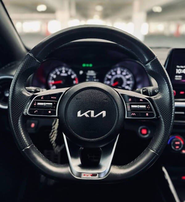 2023 Kia Forte GT-Line