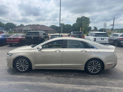 2017 Lincoln MKZ Select