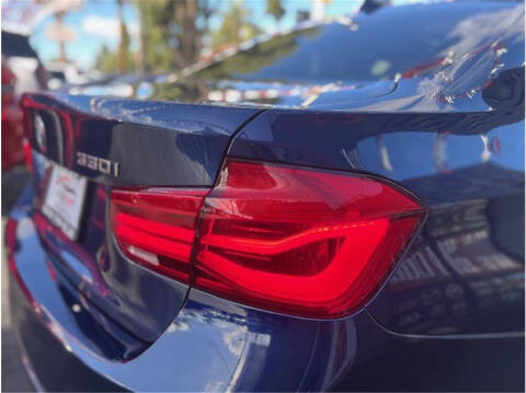 2018 BMW 3 Series 330i