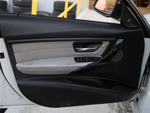 2013 BMW 3 Series 328i