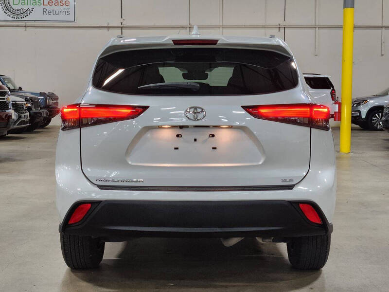 2022 Toyota Highlander XLE