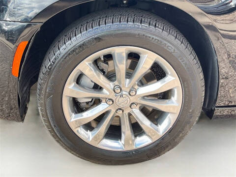 2022 Chrysler 300 Touring