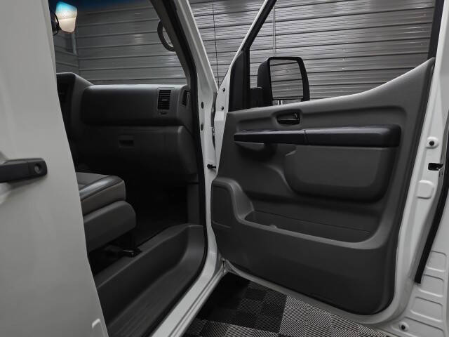 2016 Nissan NV