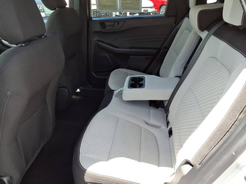 2023 Ford Escape Hybrid Active