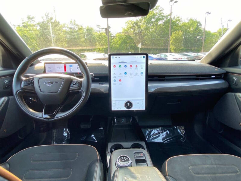 2022 Ford Mustang Mach-E GT