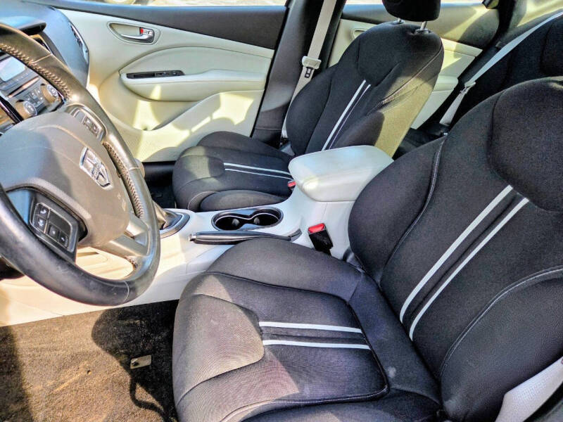 2013 Dodge Dart SXT