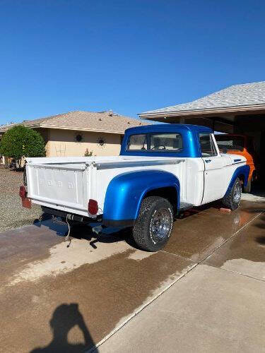 1961 Ford F-100