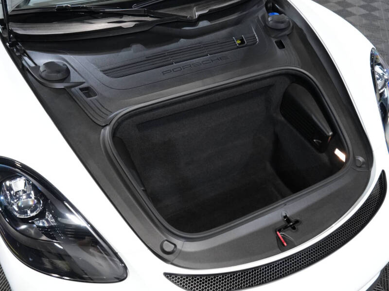 2021 Porsche 718 Boxster Spyder