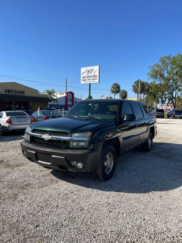 2003 Chevrolet Avalanche for sale at JNJ Motors in Eustis FL