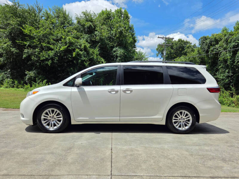 2017 Toyota Sienna