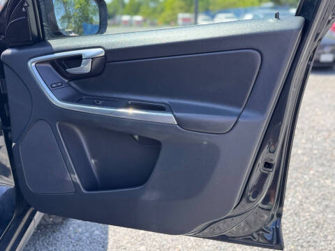 2013 Volvo XC60 3.2 Platinum