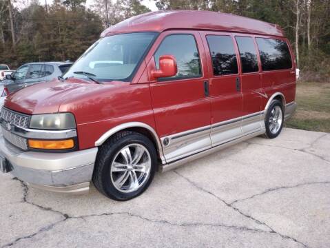 2004 Chevrolet Express for sale at J & J Auto of St Tammany in Slidell LA
