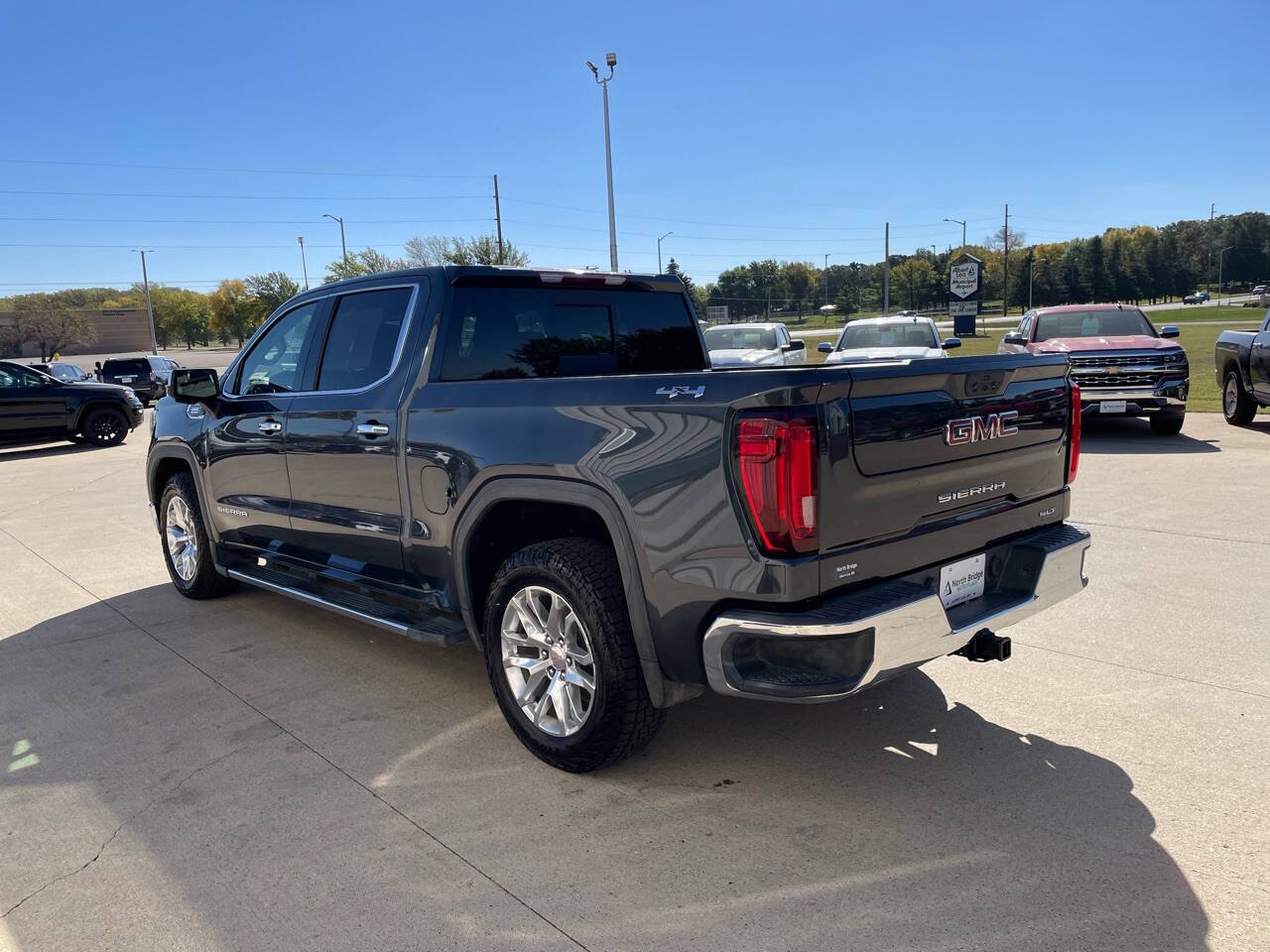 2021 Gmc Sierra 1500 SLT photo 3