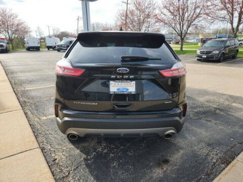 2022 Ford Edge Titanium