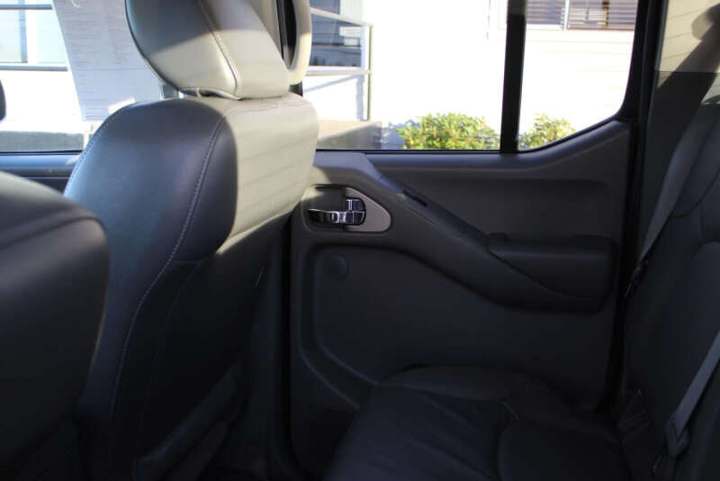 2012 Nissan Frontier SL