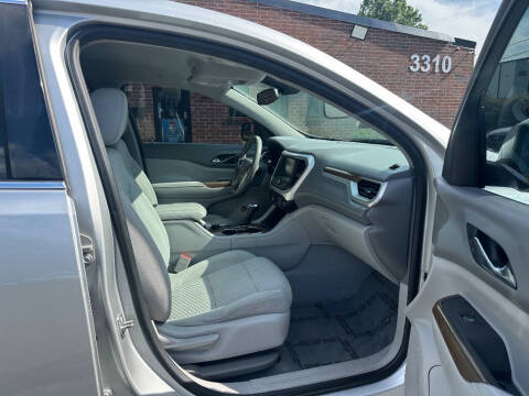 2018 GMC Acadia SLE-2