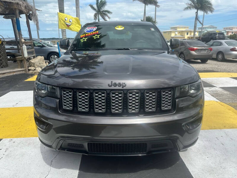 Used 2018 Jeep Grand Cherokee Altitude with VIN 1C4RJEAG9JC253248 for sale in Melbourne, FL