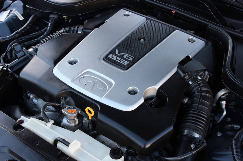 2009 Infiniti G37 Coupe x