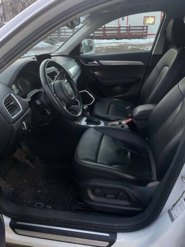 2015 Audi Q3 2.0T quattro Prestige