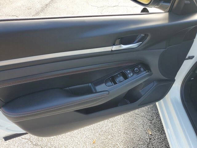 2023 Nissan Altima 2.5 SR