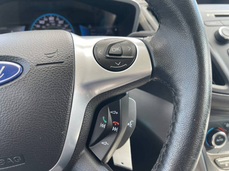 2017 Ford C-MAX Hybrid SE