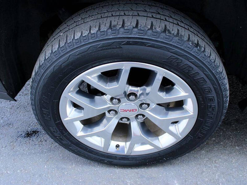 2017 GMC Yukon XL SLE