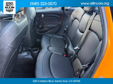 2016 MINI Hardtop 4 Door Cooper