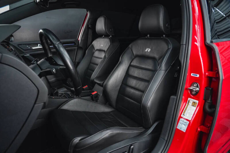 2016 Volkswagen Golf R