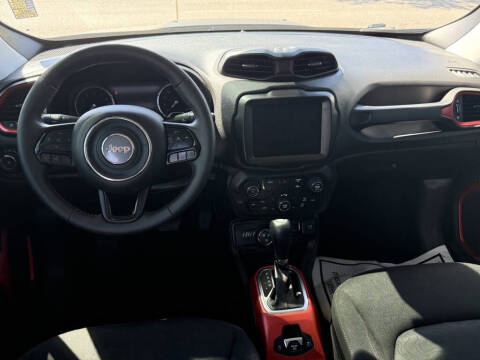 2022 Jeep Renegade Trailhawk